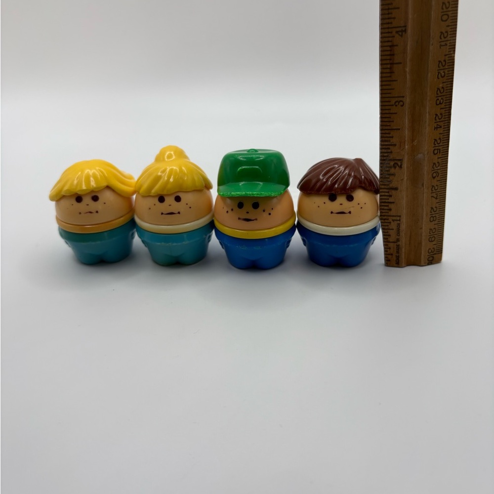 Lot 4 Vintage LITTLE TIKES Toddle Tots Chunky Figures Boy Green Hat Blonde Girl - Picture 11 of 12